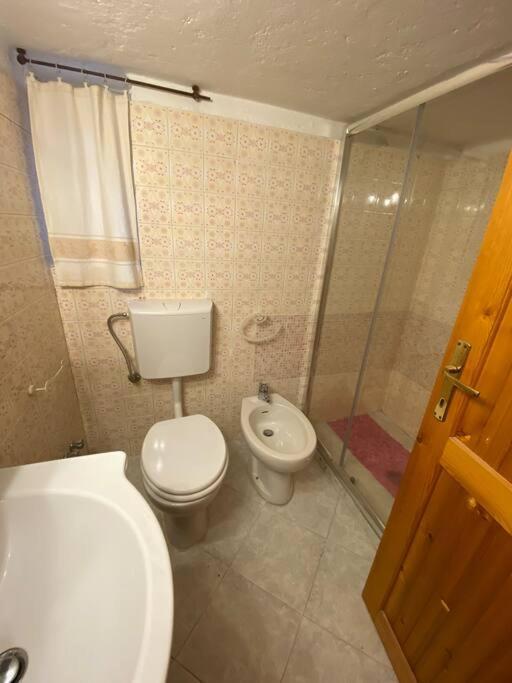 Casa A 2 Passi Dalla Spiaggia Apartment Palau Ngoại thất bức ảnh
